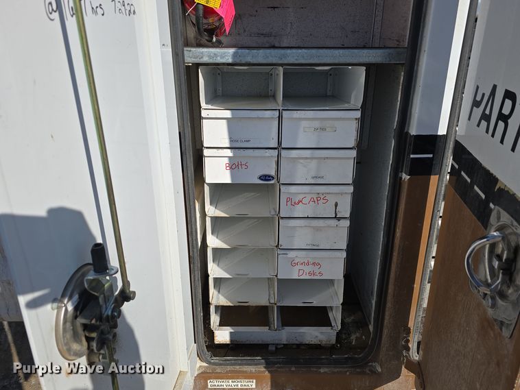 image for item DW3092 2017 Ford F550 Super Duty XL utility / service truck