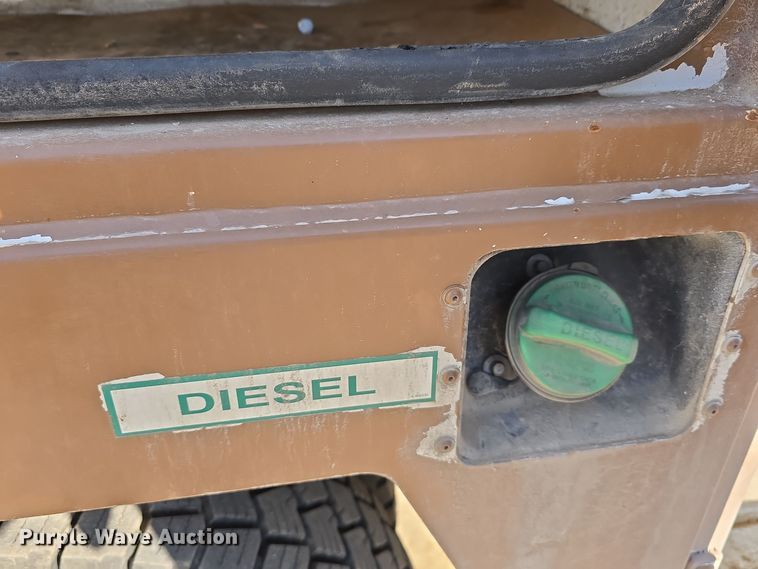 image for item DW3092 2017 Ford F550 Super Duty XL utility / service truck