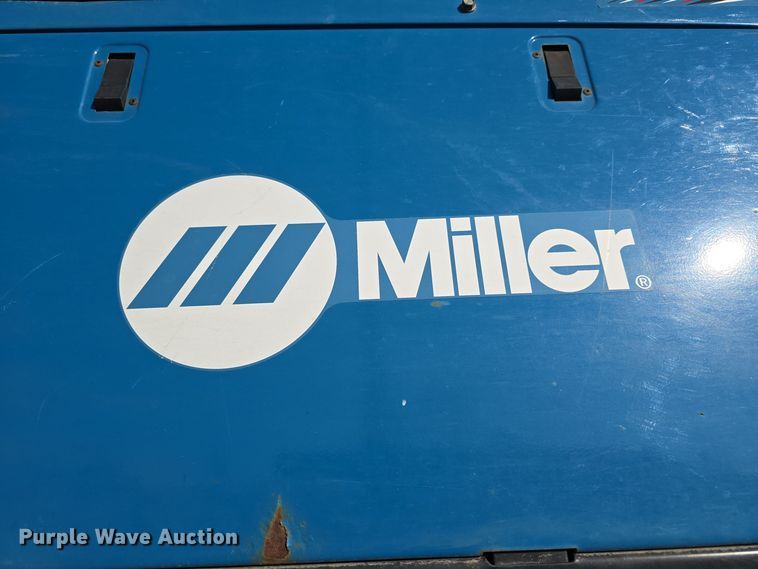 image for item DW3092 2017 Ford F550 Super Duty XL utility / service truck