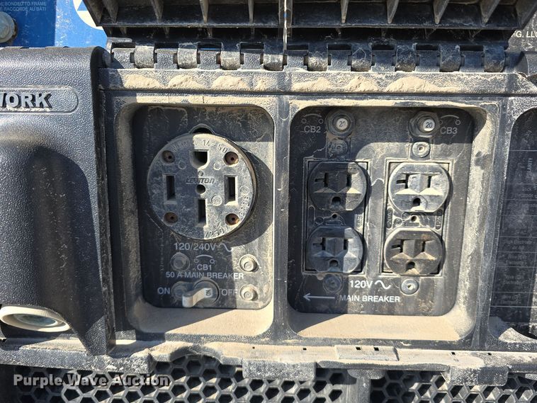 image for item DW3092 2017 Ford F550 Super Duty XL utility / service truck