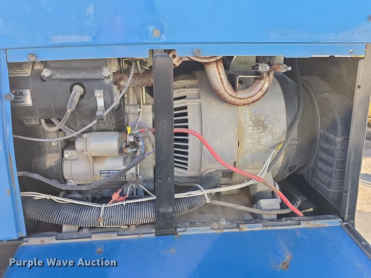 image for item DW3092 2017 Ford F550 Super Duty XL utility / service truck