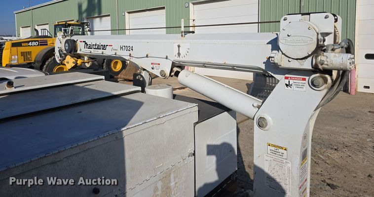 image for item DW3092 2017 Ford F550 Super Duty XL utility / service truck