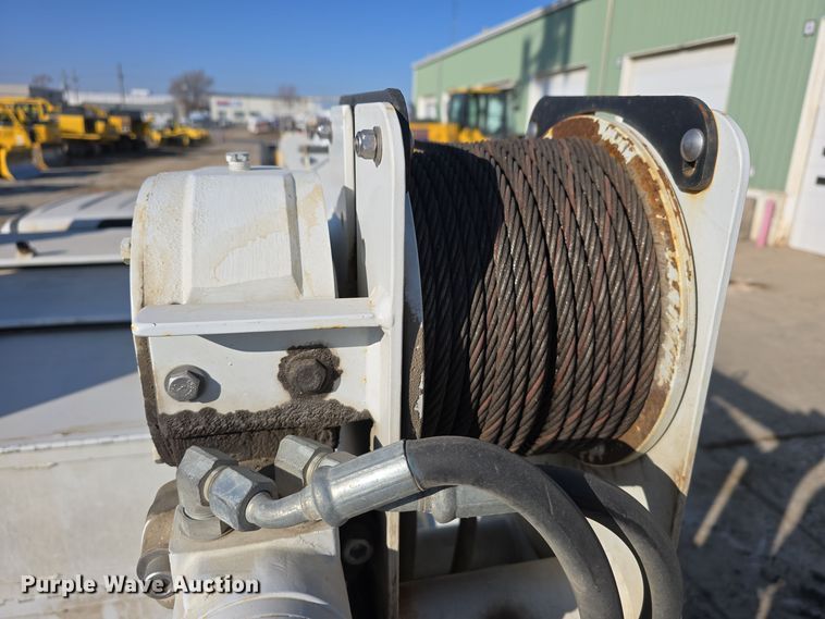 image for item DW3092 2017 Ford F550 Super Duty XL utility / service truck