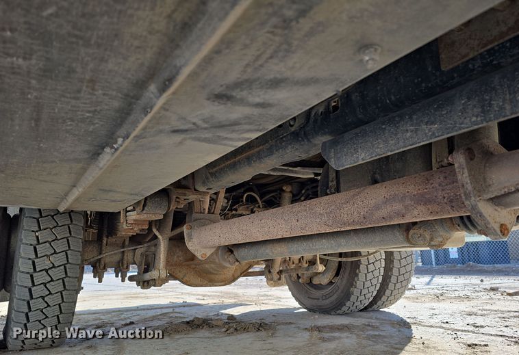 image for item DW3092 2017 Ford F550 Super Duty XL utility / service truck