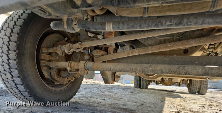 image for item DW3092 2017 Ford F550 Super Duty XL utility / service truck