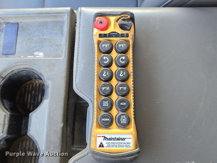 image for item DW3092 2017 Ford F550 Super Duty XL utility / service truck