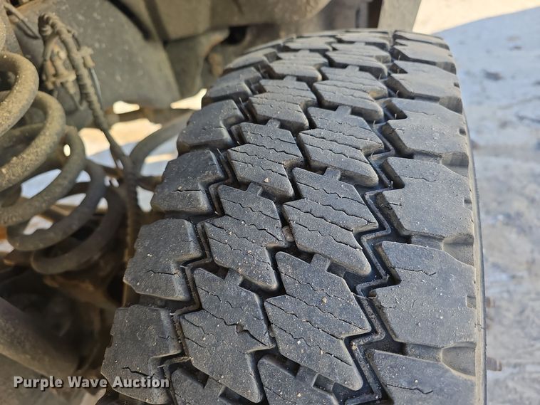 image for item DW3092 2017 Ford F550 Super Duty XL utility / service truck