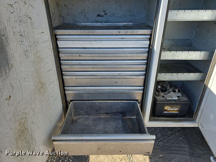 image for item DW3093 2011 Ford F750 Super Duty XLT utility / service truck