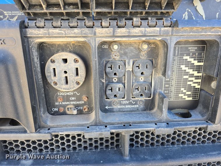 image for item DW3093 2011 Ford F750 Super Duty XLT utility / service truck