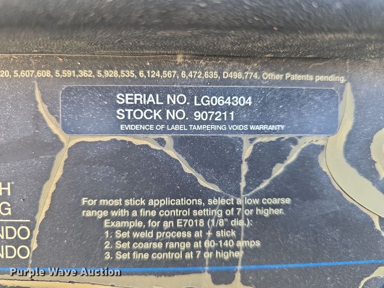 image for item DW3093 2011 Ford F750 Super Duty XLT utility / service truck