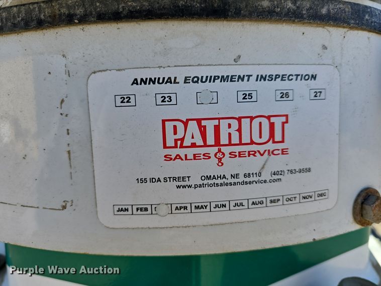 image for item DW3093 2011 Ford F750 Super Duty XLT utility / service truck