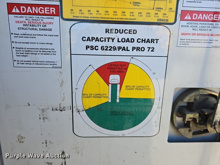 image for item DW3093 2011 Ford F750 Super Duty XLT utility / service truck