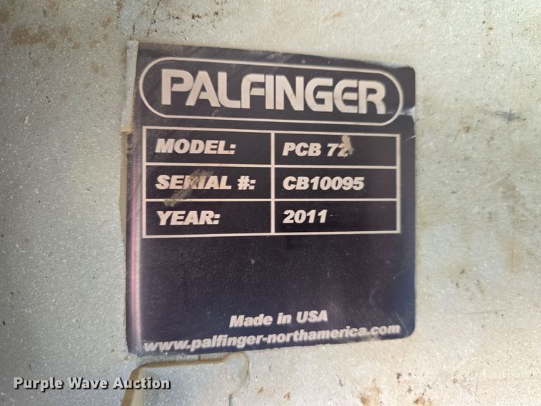 image for item DW3093 2011 Ford F750 Super Duty XLT utility / service truck