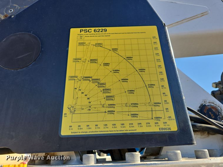 image for item DW3093 2011 Ford F750 Super Duty XLT utility / service truck