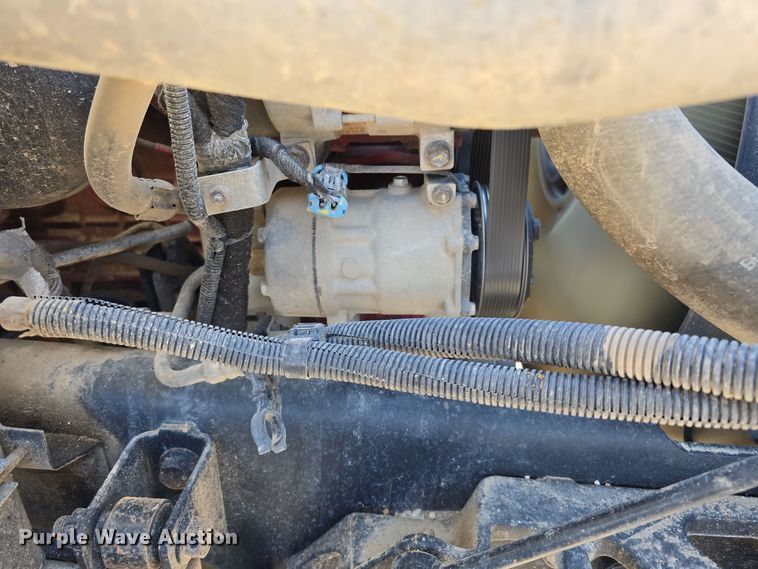 image for item DW3093 2011 Ford F750 Super Duty XLT utility / service truck