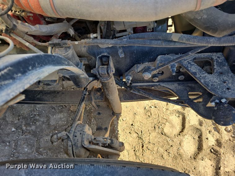 image for item DW3093 2011 Ford F750 Super Duty XLT utility / service truck