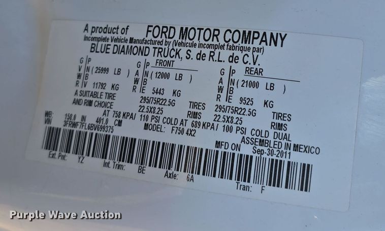 image for item DW3093 2011 Ford F750 Super Duty XLT utility / service truck