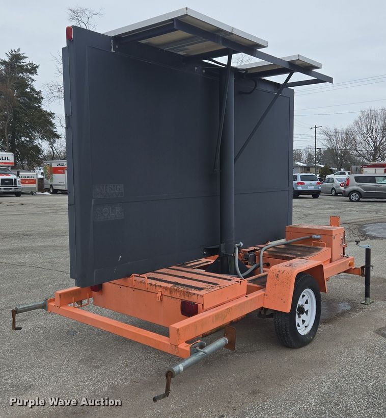image for item EC3980 American Signal message board trailer 