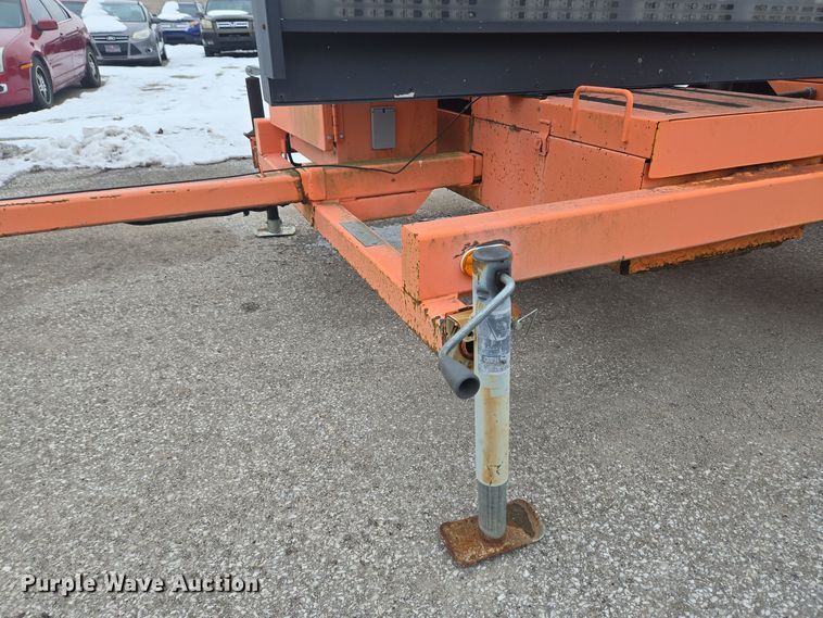 image for item EC3980 American Signal message board trailer 