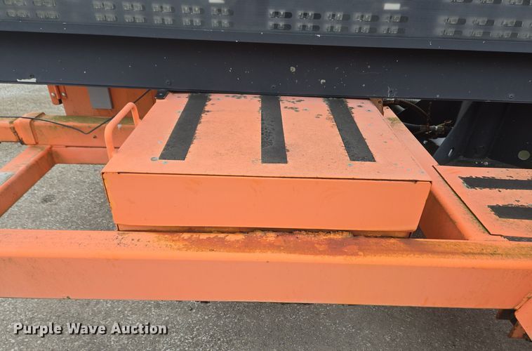 image for item EC3980 American Signal message board trailer 