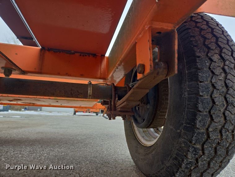 image for item EC3980 American Signal message board trailer 