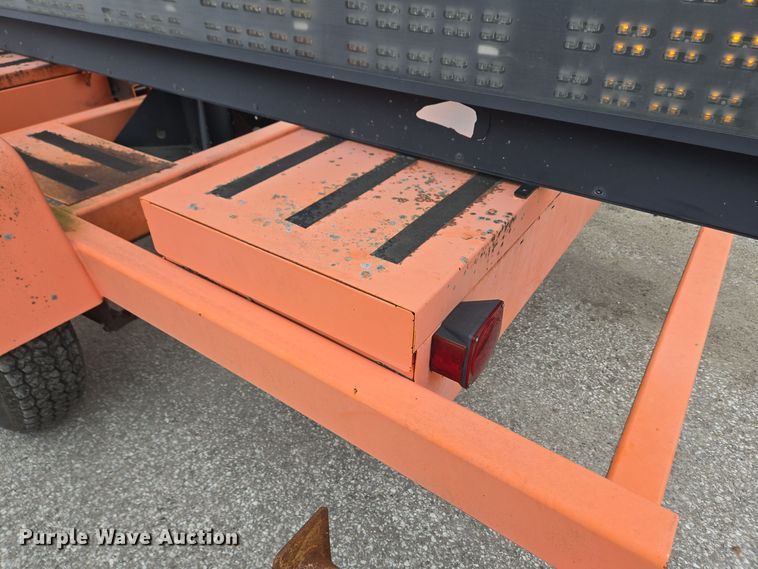image for item EC3980 American Signal message board trailer 