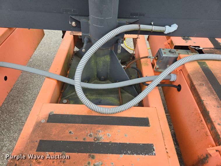 image for item EC3980 American Signal message board trailer 