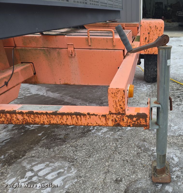 image for item EC3981 American Signal message board trailer 