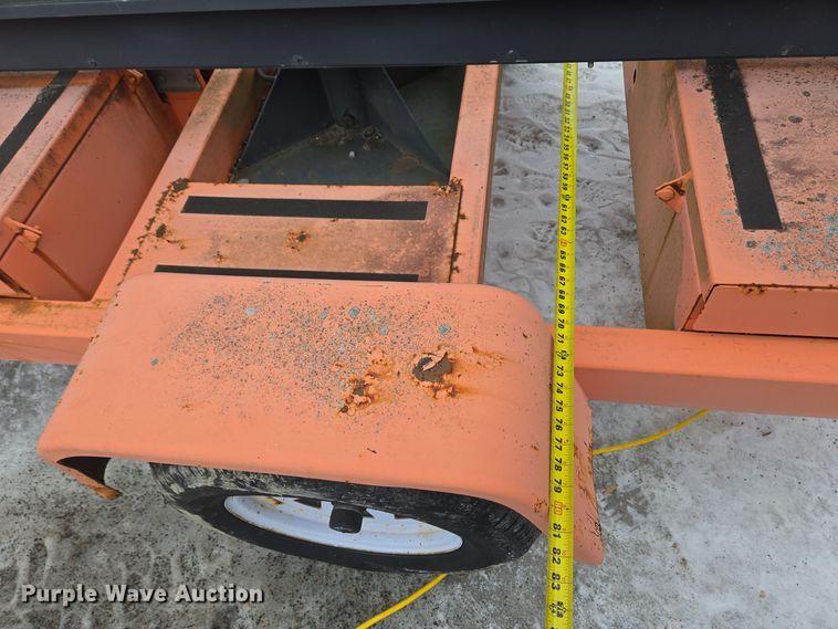 image for item EC3981 American Signal message board trailer 