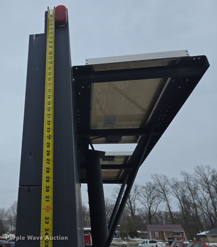 image for item EC3981 American Signal message board trailer 