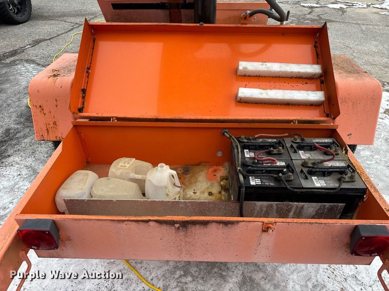 image for item EC3981 American Signal message board trailer 