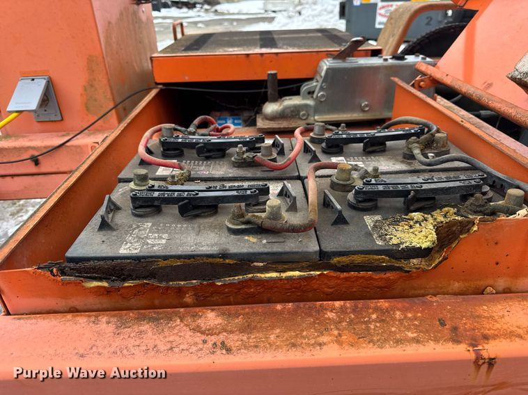 image for item EC3981 American Signal message board trailer 