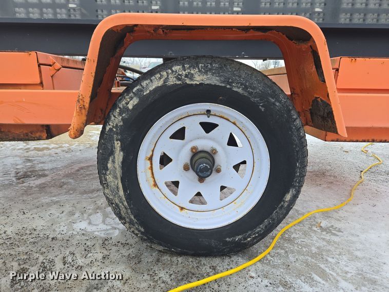 image for item EC3981 American Signal message board trailer 