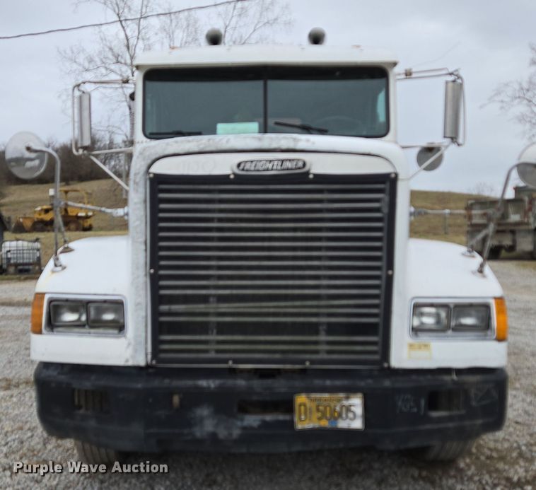 image for item EC3982 1996 Freightliner FLD120 vacuum truck