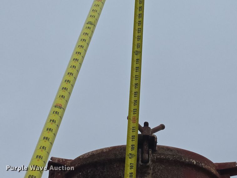 image for item EC3982 1996 Freightliner FLD120 vacuum truck