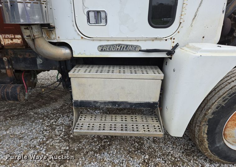 image for item EC3982 1996 Freightliner FLD120 vacuum truck