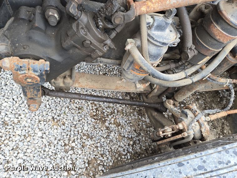 image for item EC3982 1996 Freightliner FLD120 vacuum truck