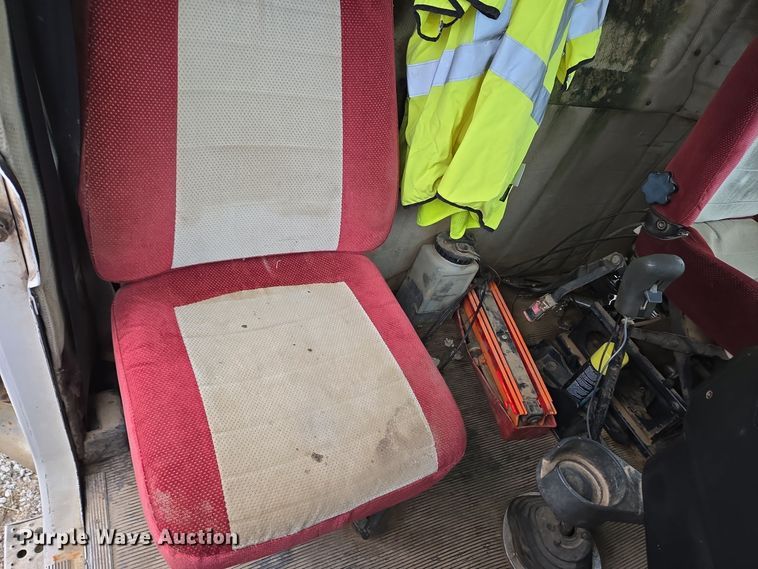 image for item EC3982 1996 Freightliner FLD120 vacuum truck