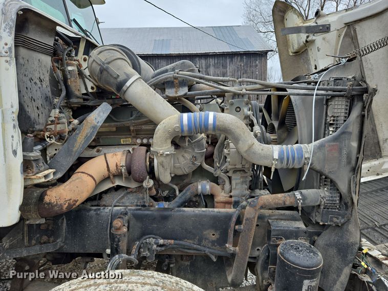 image for item EC3982 1996 Freightliner FLD120 vacuum truck