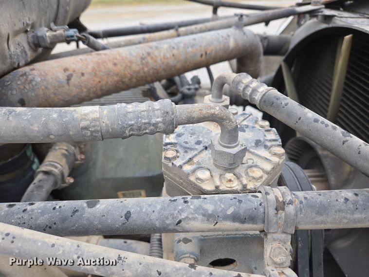 image for item EC3982 1996 Freightliner FLD120 vacuum truck