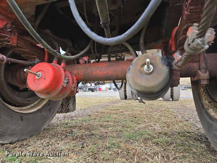 image for item EC3983 1983 Clough Equipment Co. tank trailer