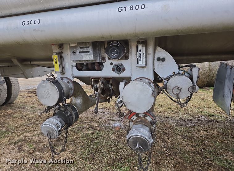 image for item EC3983 1983 Clough Equipment Co. tank trailer