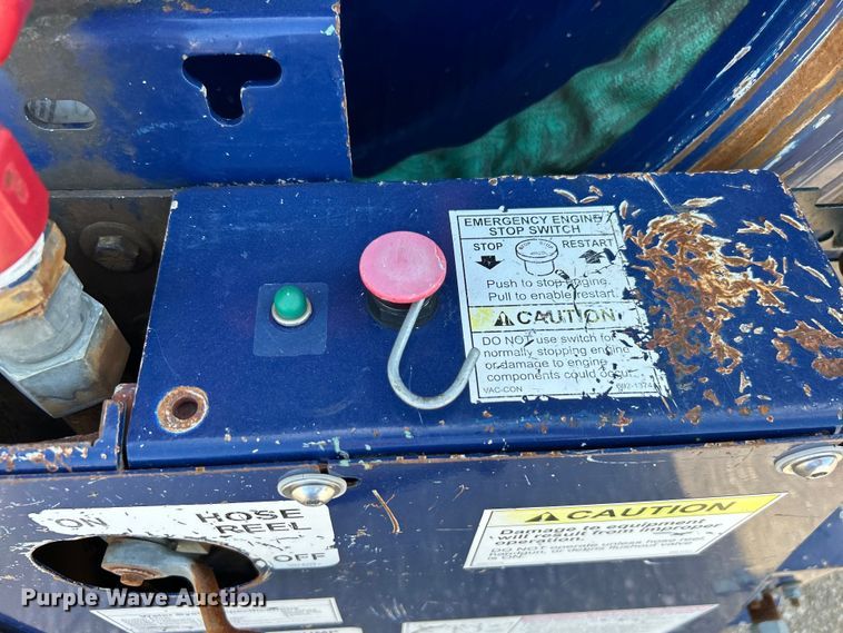 image for item EG0736 2015 Freightliner  114SD sewer jetter truck