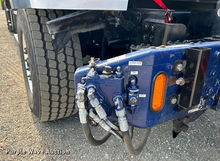 image for item EG0736 2015 Freightliner  114SD sewer jetter truck