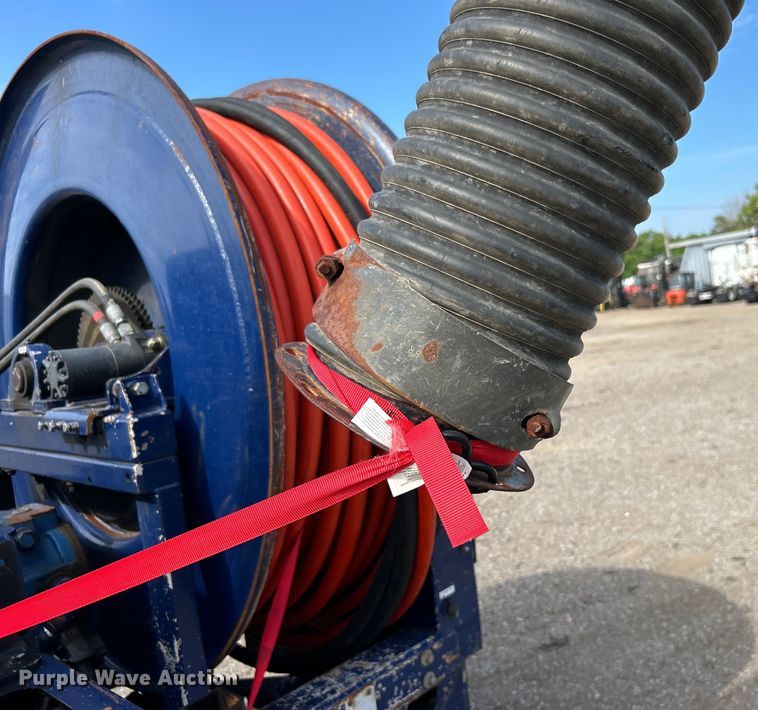 image for item EG0736 2015 Freightliner  114SD sewer jetter truck