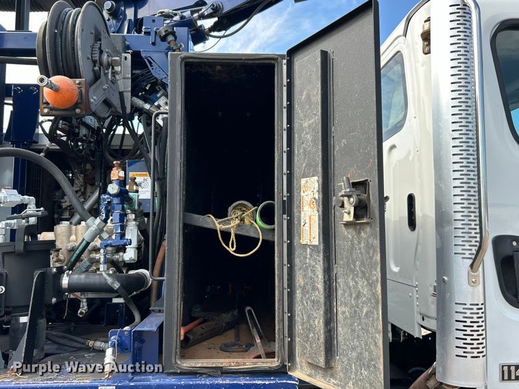 image for item EG0736 2015 Freightliner  114SD sewer jetter truck