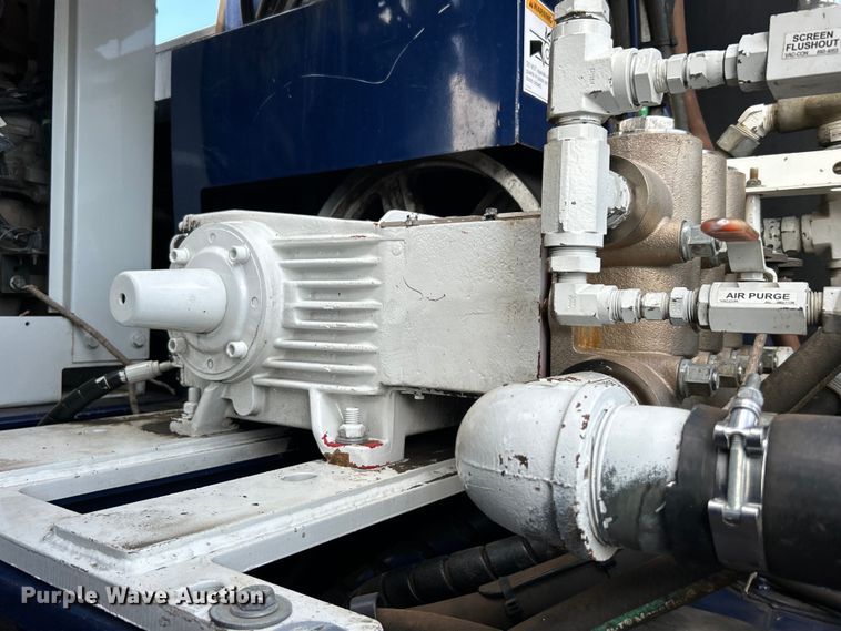 image for item EG0736 2015 Freightliner  114SD sewer jetter truck