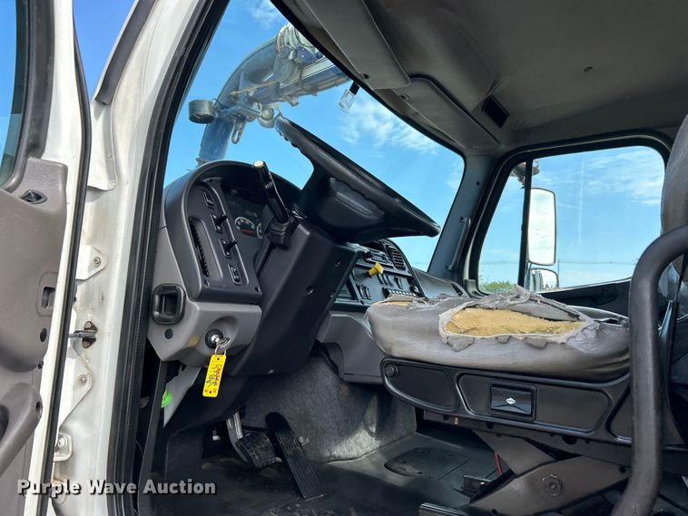 image for item EG0736 2015 Freightliner  114SD sewer jetter truck