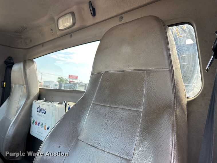 image for item EG0736 2015 Freightliner  114SD sewer jetter truck