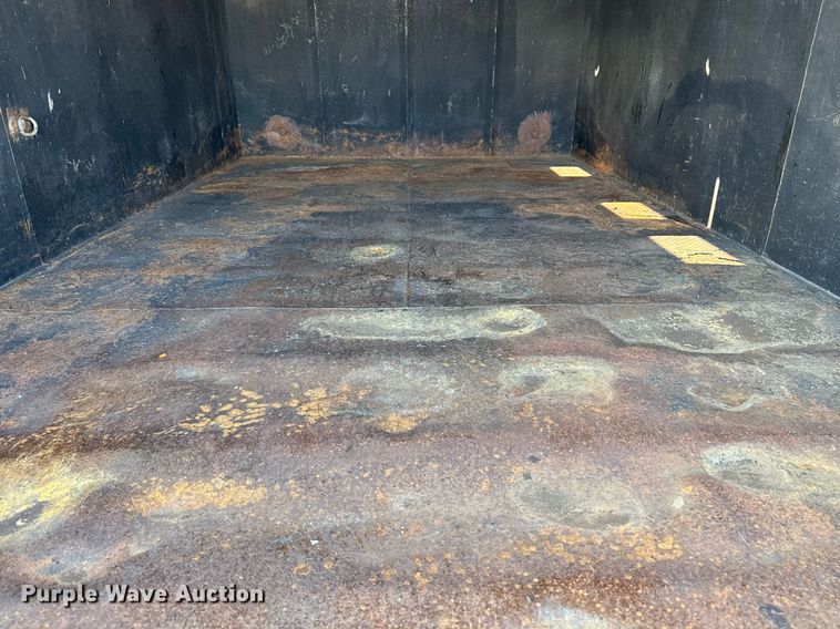 image for item EG2238 2011 Ford F750 Super Duty chipper truck